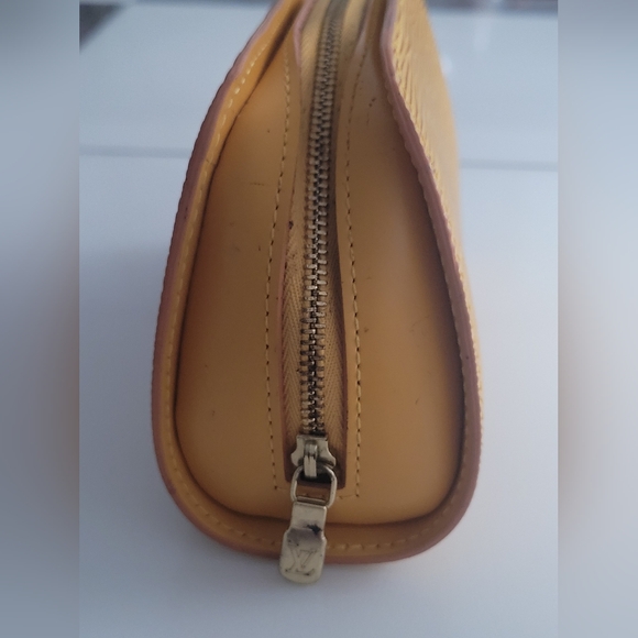 Authentic Louis Vuitton Epi Dauphine Cosmetic Pouch - Picture 6 of 10